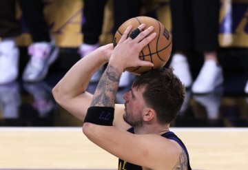 kaiyun-东契奇：我们三分命中率其实还不错 本可以再进一些但就是进不了